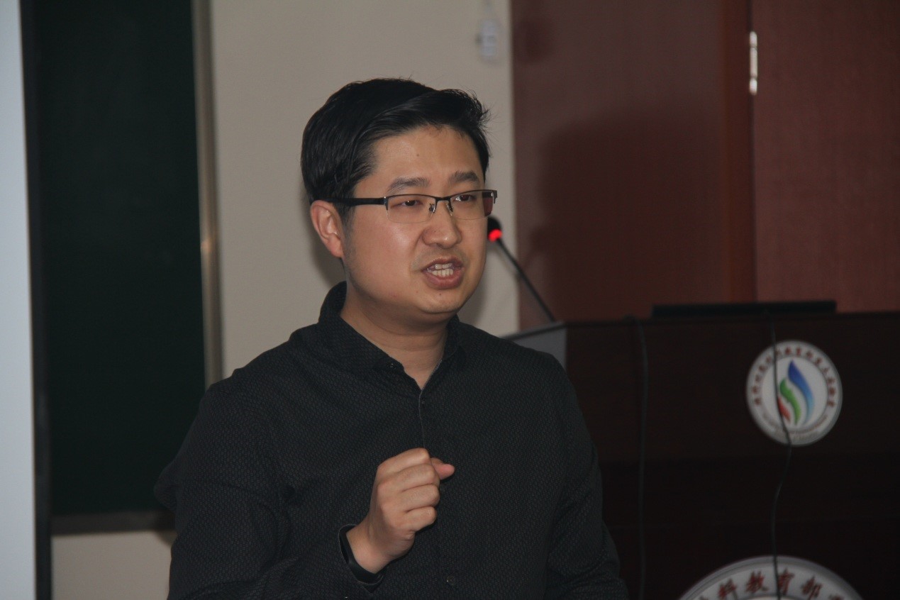 中国地质大学夏帆教授来实验室讲学